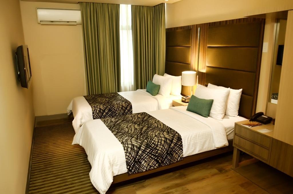 Best Western Antel Spa Hotel Suites Makati City Номер фото